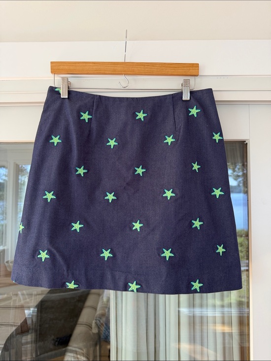 Lilly Pulitzer Dresses & Skirts - 😎 Lilly Pulitzer Navy Mini Skirt with Green Starfish Embroidery